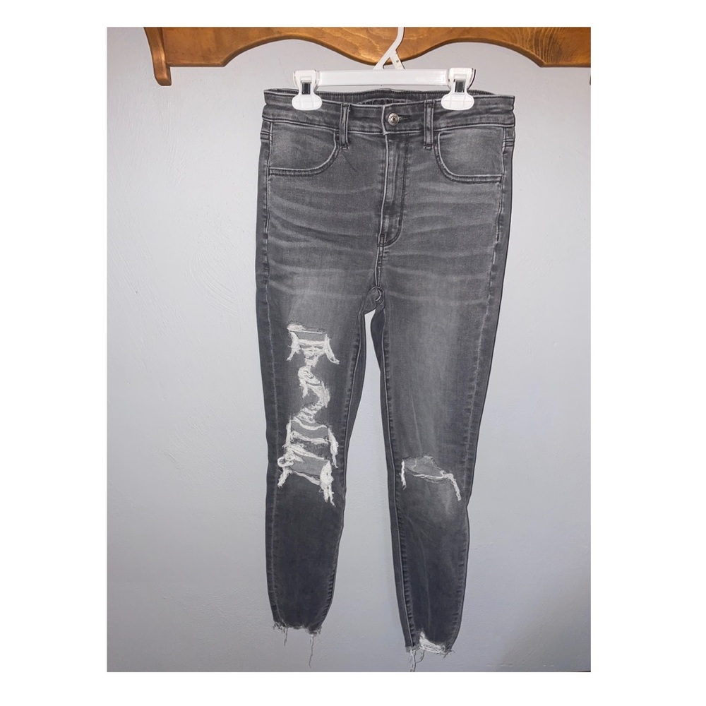 Super Hi-Rise Ripped Gray Jeggings